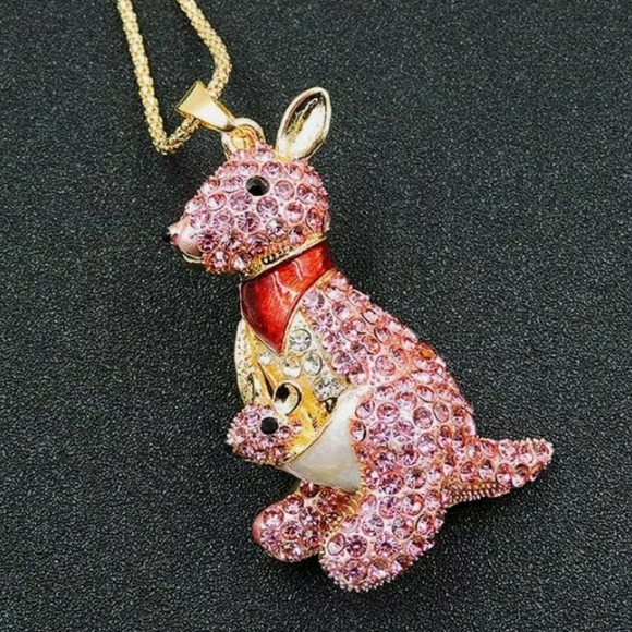 ❤Pretty! Pink Crystal Kangaroo Charm w/Free Chain - Picture 5 of 9